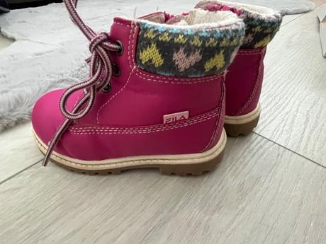 Zateplené vyššie topánky, fila,22