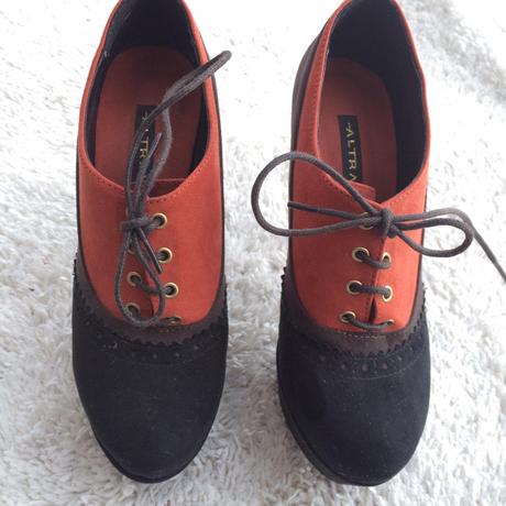 Kotnicky na snurovanie, 35