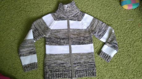 Sveter pre dievčatko, 146