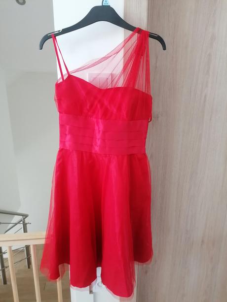 Červené elegantné šaty, m