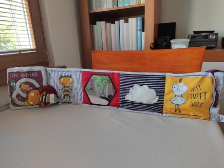 Interaktívna knižka pre bábätká - mamas & papas, 