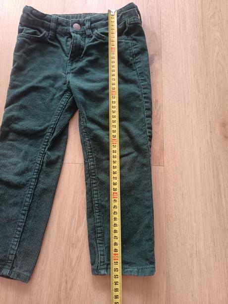 Smaragdovo zelené menčestrové nohavice, h&m,98
