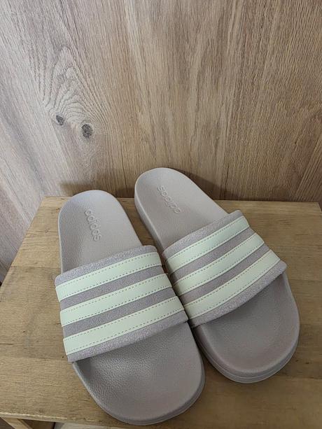 Šlapky adidas, adidas,38