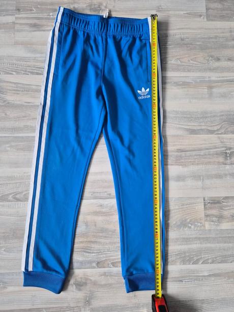 Krásne adidas tepláky - ako nové, adidas,146