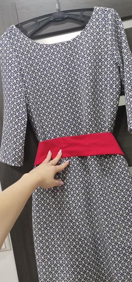 Elegantné šaty, 36