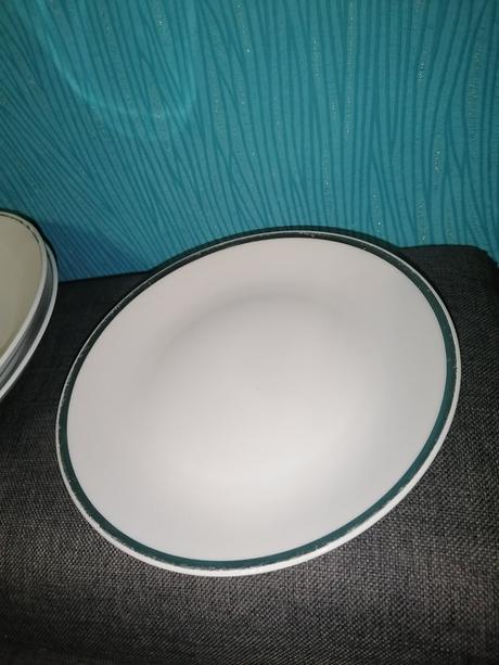 3 staré značené taniere so strieborným lemom thun,