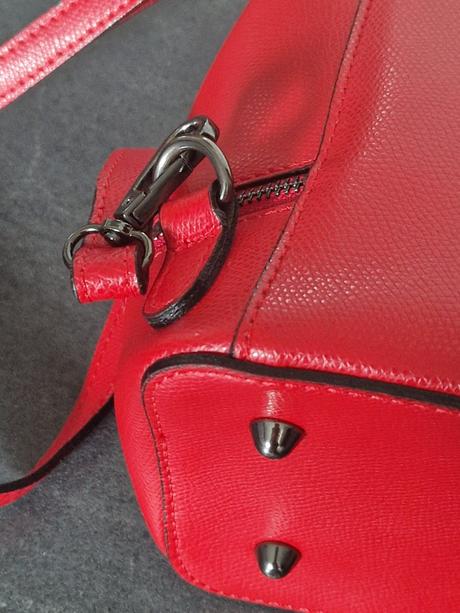 Batoh/crossbody bagger, bagger