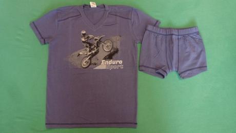 Pyžamo kr motorkár, 140