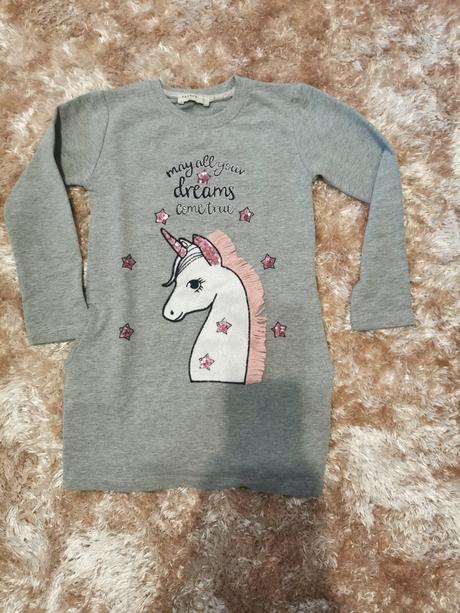 Tunika s jednorozcom, 122