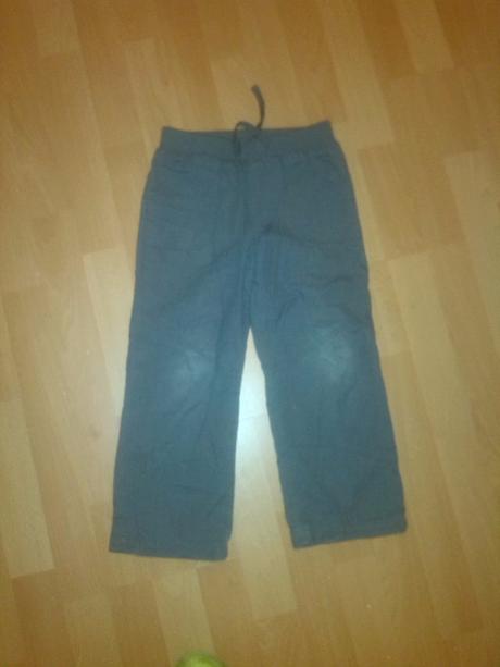 Mikiny a dńohavice, 116