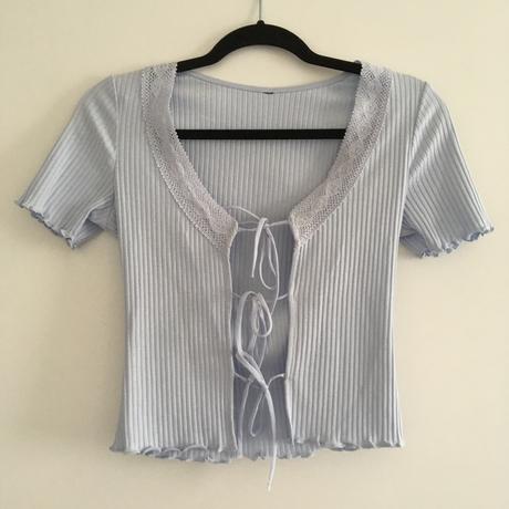 H&m romantický top so zaväzovaním, h&m,xs