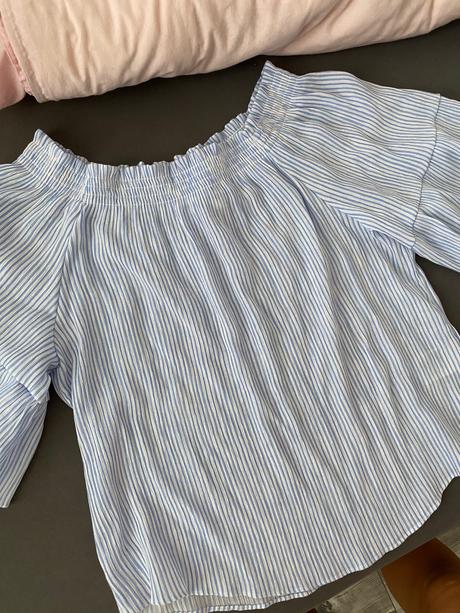 Pasikovana bluzka s pekným rukavom, h&m,44