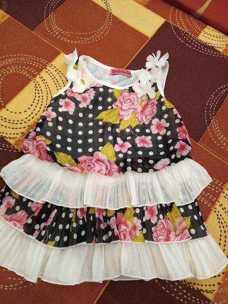 Krásne kvetinové tričko, 98