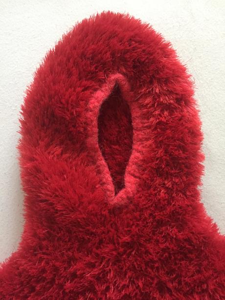 Huňatý sveter, 128