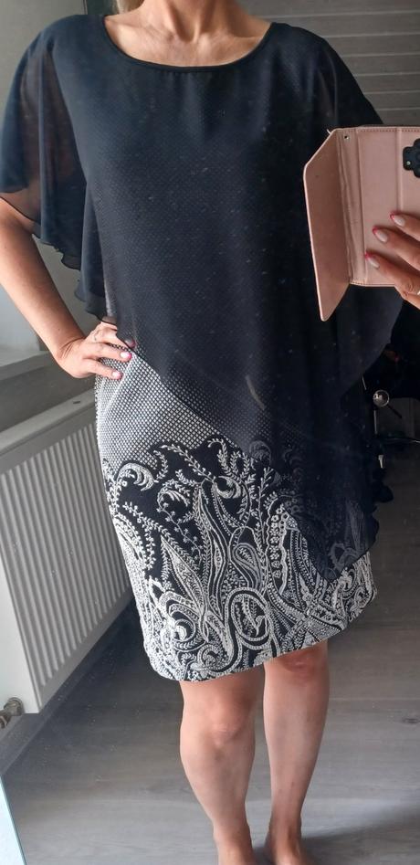 Šaty so šifónom, 40