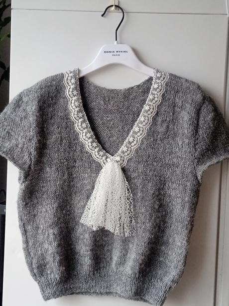 Sivy topik s krajkou, 38 / m