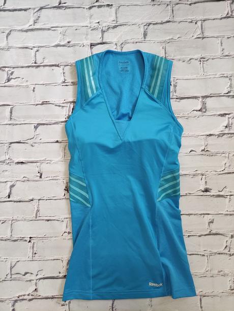 Športový top, top stav, pošta grátis, reebok,xs