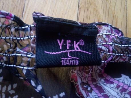 Priesvitná šifonova blúzka, 164