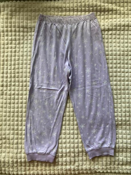 Pyžamko peanuts, sinsay,110