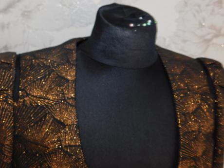 Maison scotch luxusny slavnostny blejzer, 36