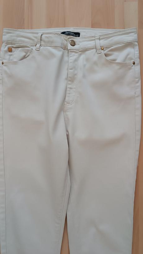 Nohavice, bershka,l