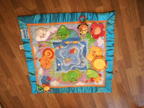 Hrazdicka s hracou dekou,