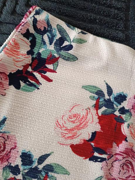 Kvetovaná sukňa amisu - 42, amisu,xl