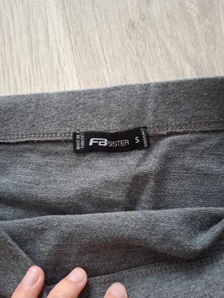 Minisukňa fb sister, s