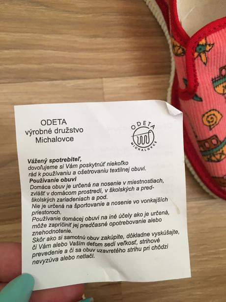 Dievčenské papuče, 33