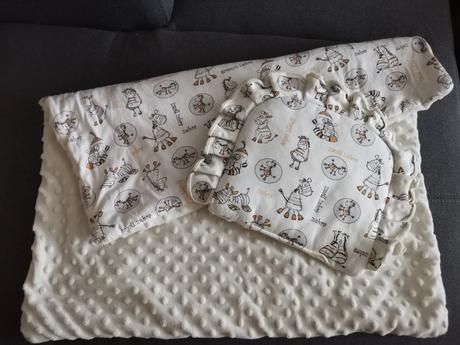 Vankúšik a prikrývka do kočiara, 