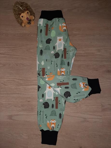 Softshellove nohavice nove, 122