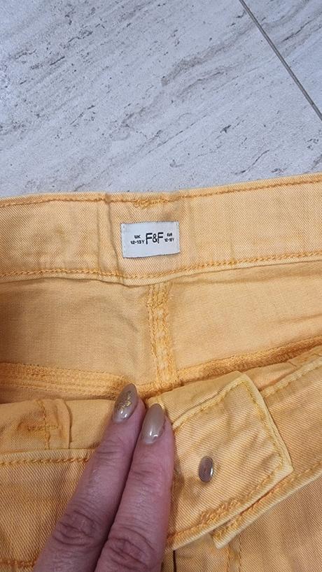 Farebne sortky, f&f,158