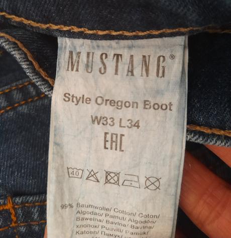 Rifle, mustang,42