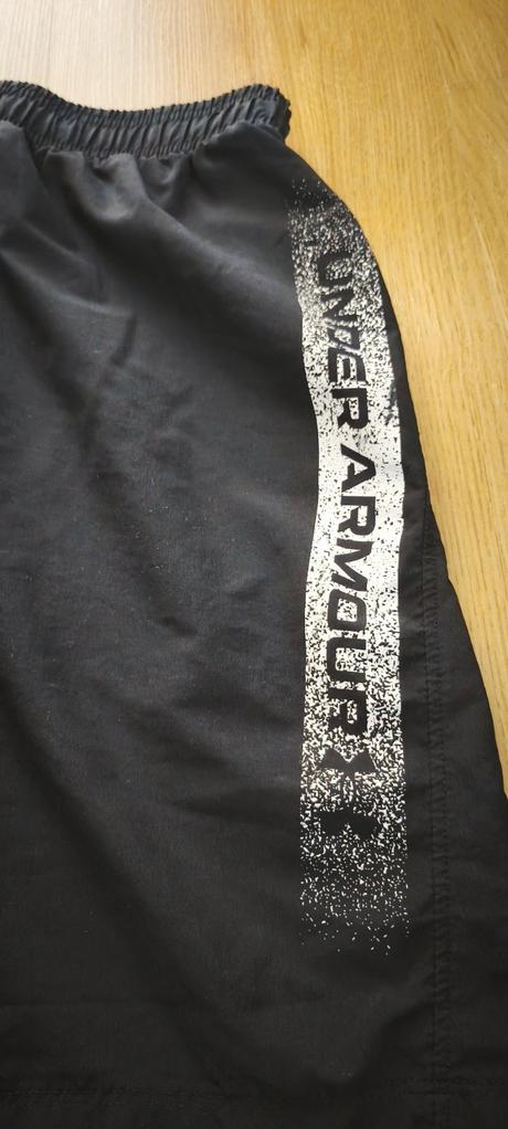 Funkčné, under armour,158