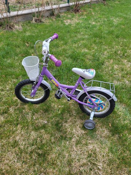 Bike for girls 3 or 4 years old, 