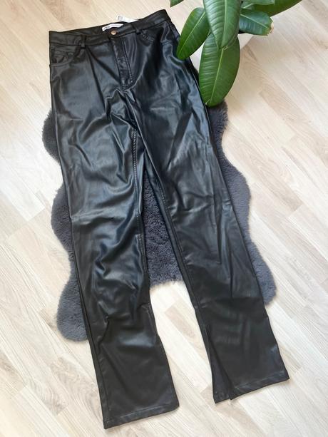 Zara nové kožene straight čierne nohavice, zara,m