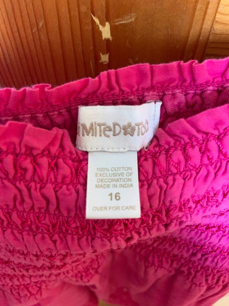 Ružové letné saty, 116