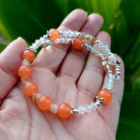 Jednoradový náramok z oranžového jaspisu, 