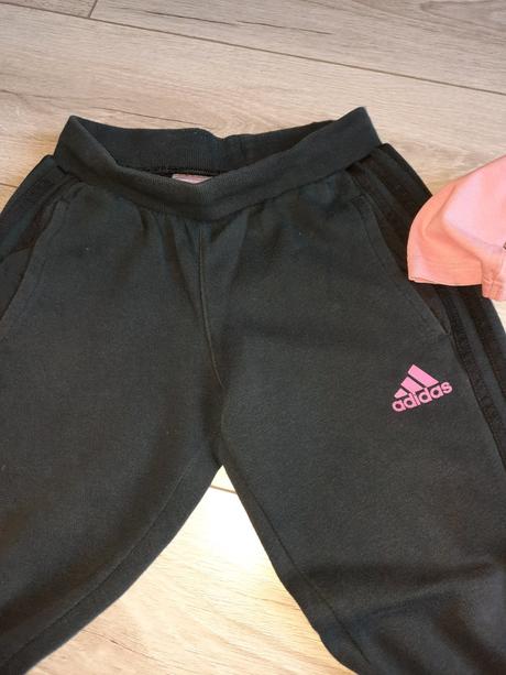Tepláky, tričko gratis, adidas,140