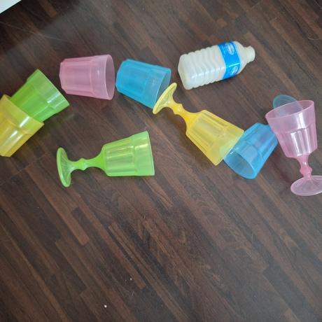 Drevená kuchynka s príslušenstvom a zásterou, 