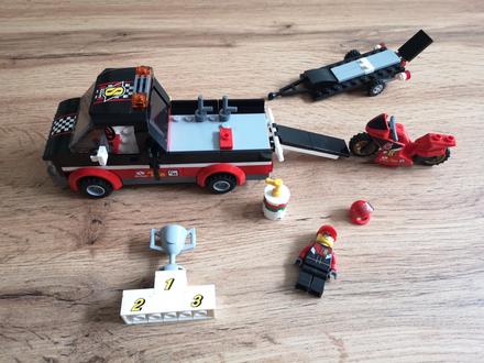 Lego city 60084 prepravný kamión na motorky,