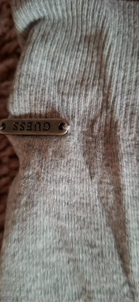 Tenký svetrík guess, guess,38