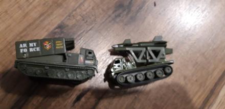 Vojenské autíčka,