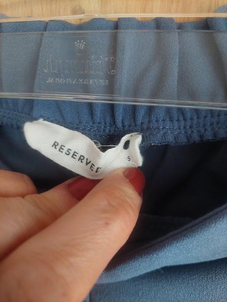 Biznis kostým, reserved,s