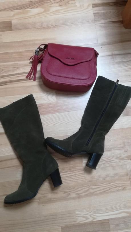 Celokožené čižmy, 38