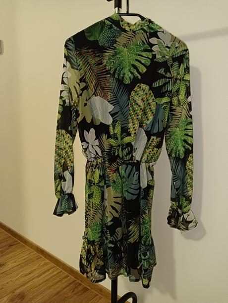 Elegantné šaty potlač listy, m