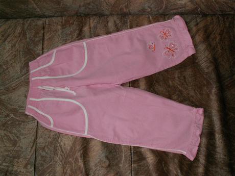 Trojštvrťáky, 122