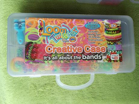 Kreatívna hra.- gumičkovanie,