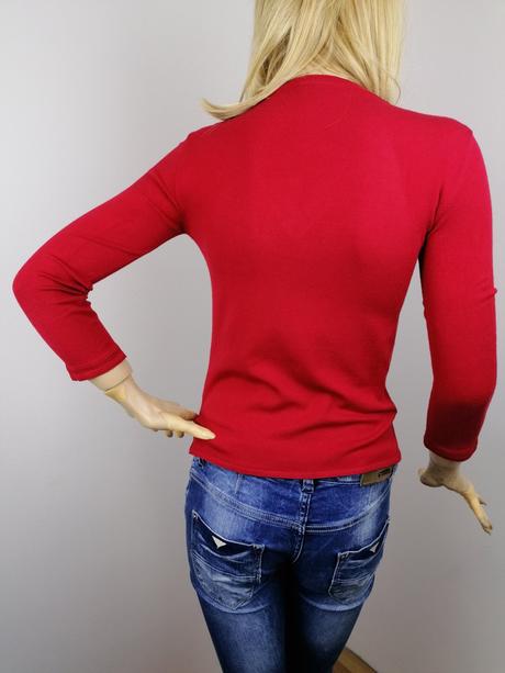 Marella - krásny červený svetrík, s
