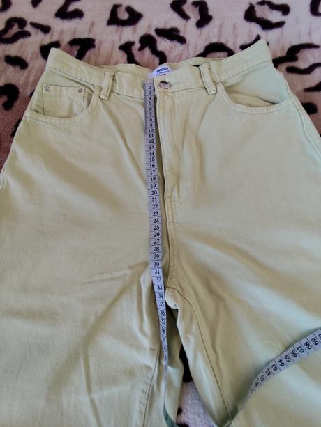 Svetlo zelené rifle bershka veľ.40, vysoký pás, bershka,40